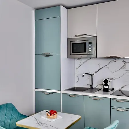 Lb Vacation I Large Superieure With Balcony I Casa D'azur Appartement *